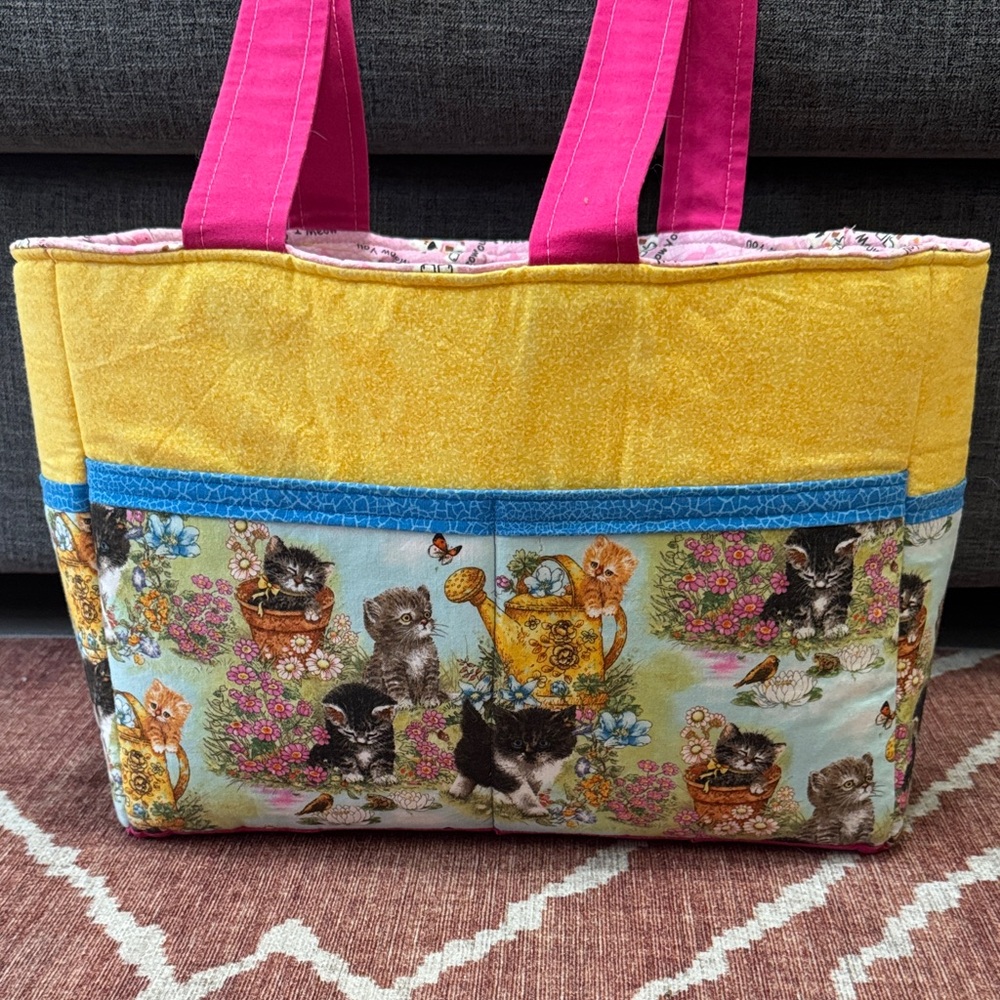 Handmade Padded Tote Bag – Cat Print Patchwork Organizer w/ Tons of Pockets - Picture 1 of 10